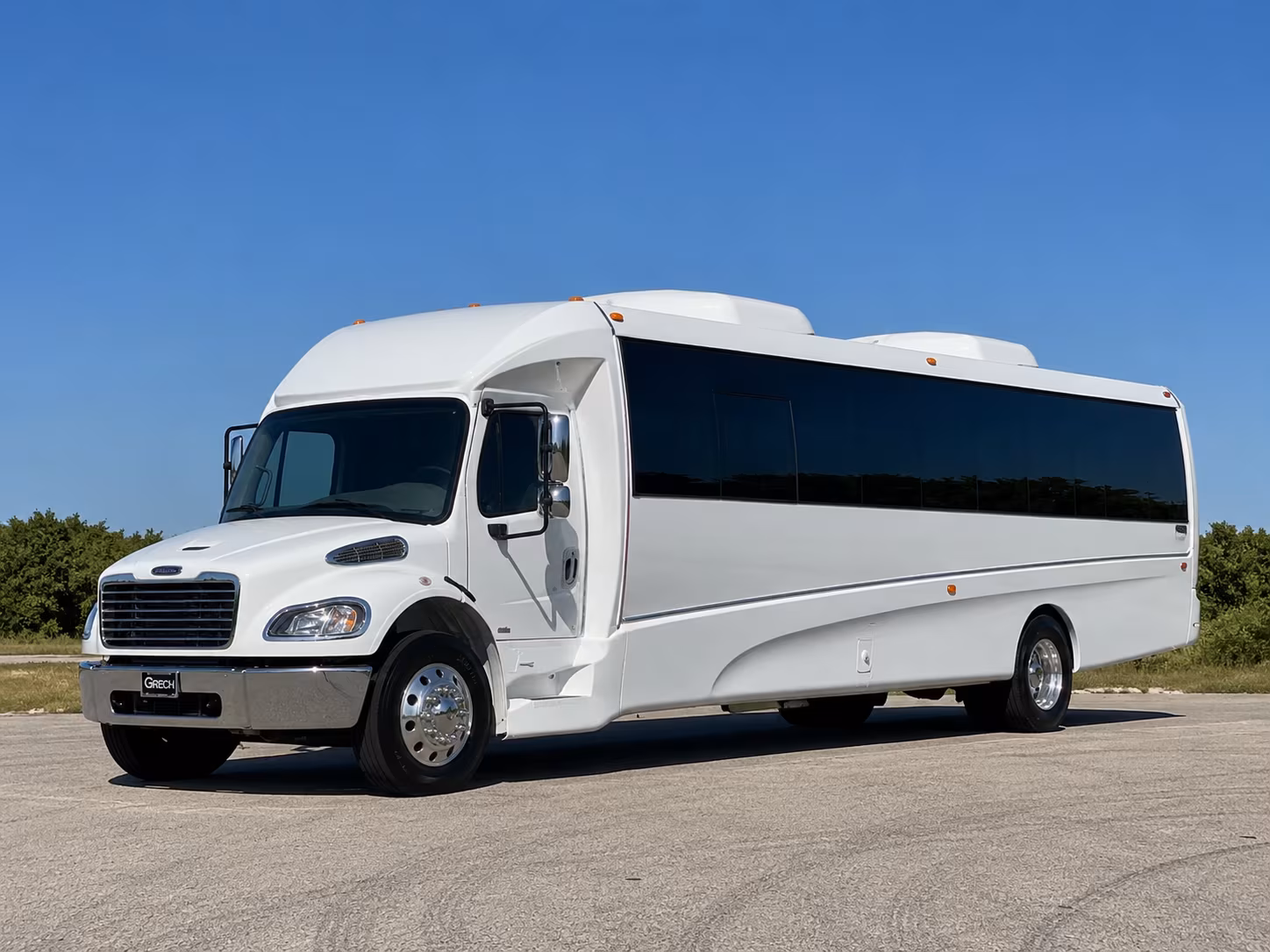convention airport transfer buses between quincy and boston logan
