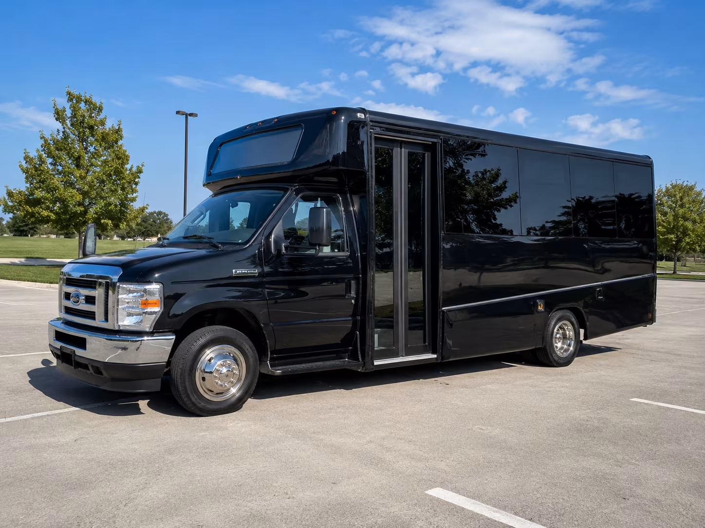 find the perfect transportation for your next airport transfer 4