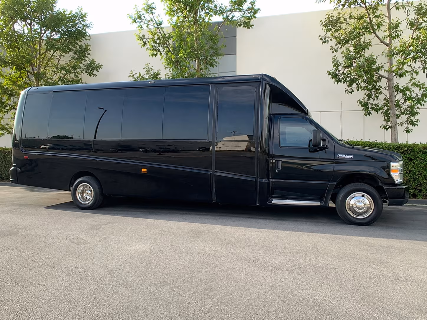 find the perfect transportation for your next sporting event 1