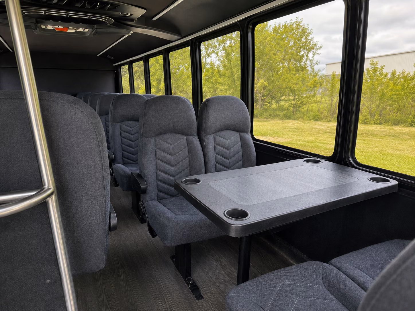 minibus rentals for quincy rehearsal dinners and post wedding brunches