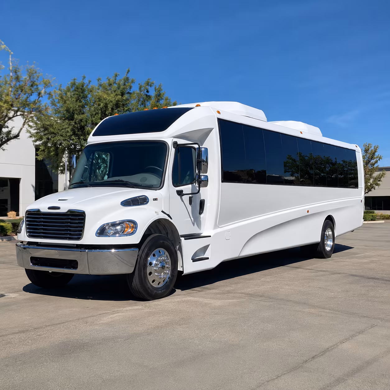 quincy 25 passenger minibus