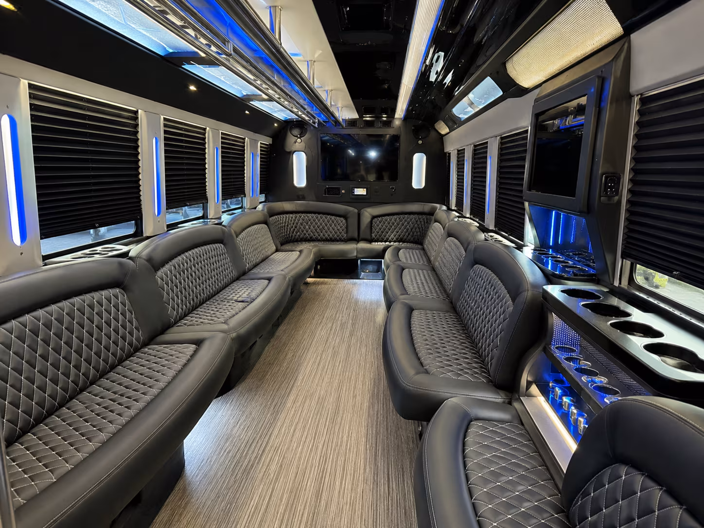 quincy bus interior 6