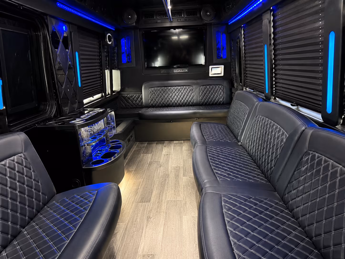 quincy buses for concerts and nightlife in boston